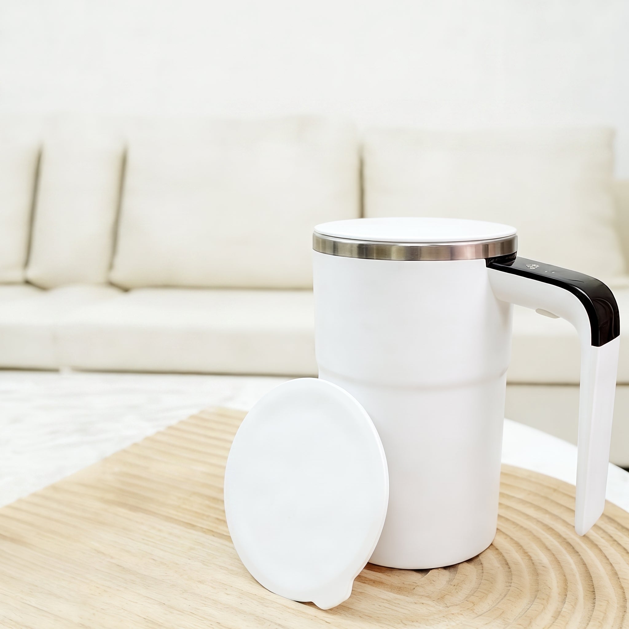 Magnetic Self-Stirring Mug