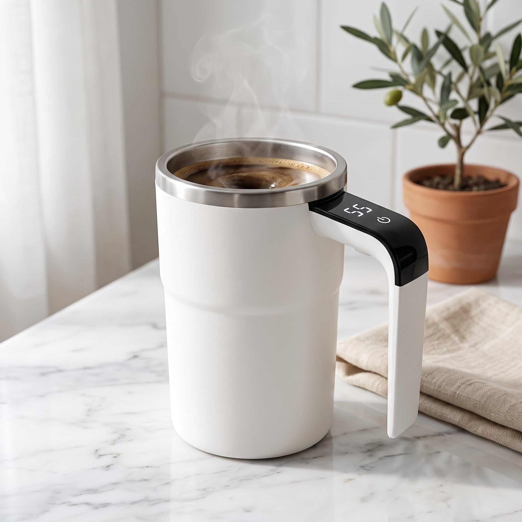 Magnetic Self-Stirring Mug